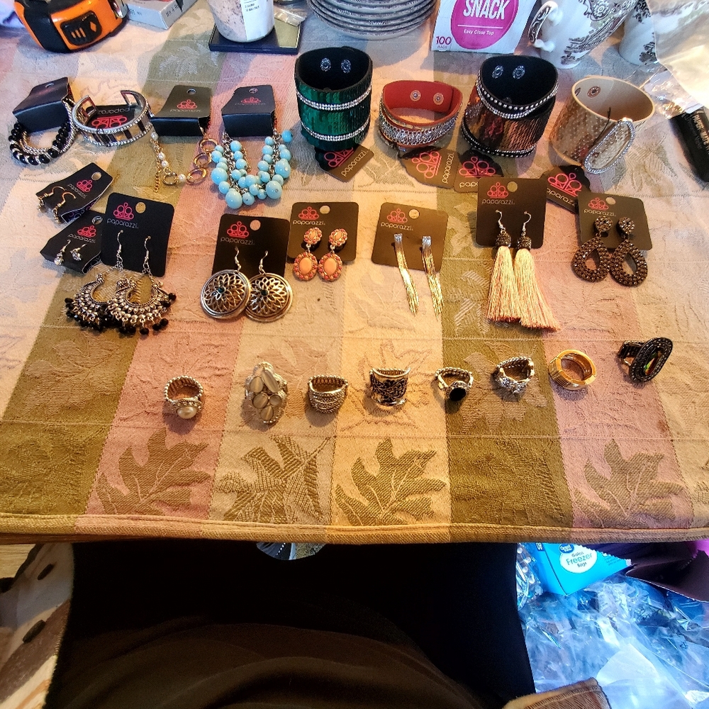 Costume Jewelry Lot Of 24  8 Bracelets  8. Earrings. 8 Rings. Listing 9